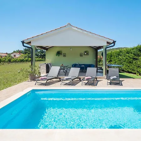 Ferienhaus Lovely In Rovinj