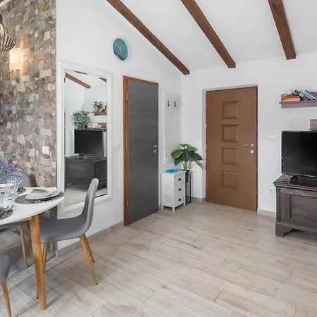 Awesome In With Kitchen *