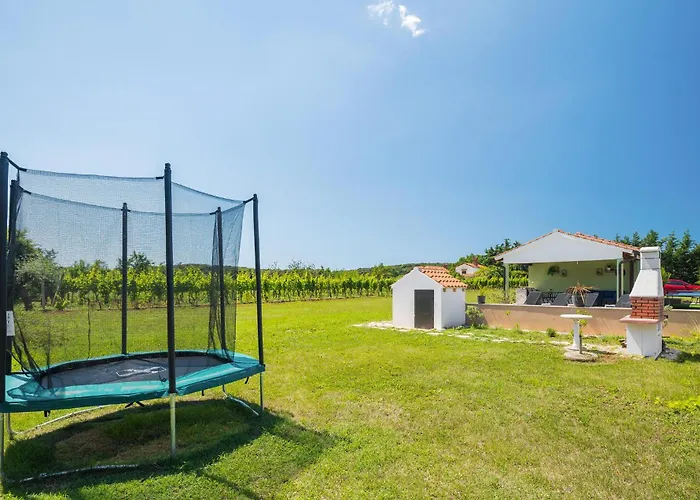 Σπίτι διακοπών Awesome In With Kitchen Ρόβινι