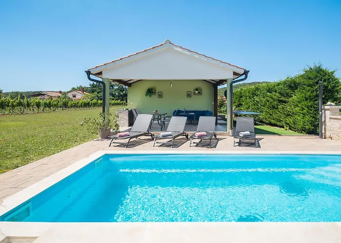 Σπίτι διακοπών Awesome In With Kitchen Ρόβινι