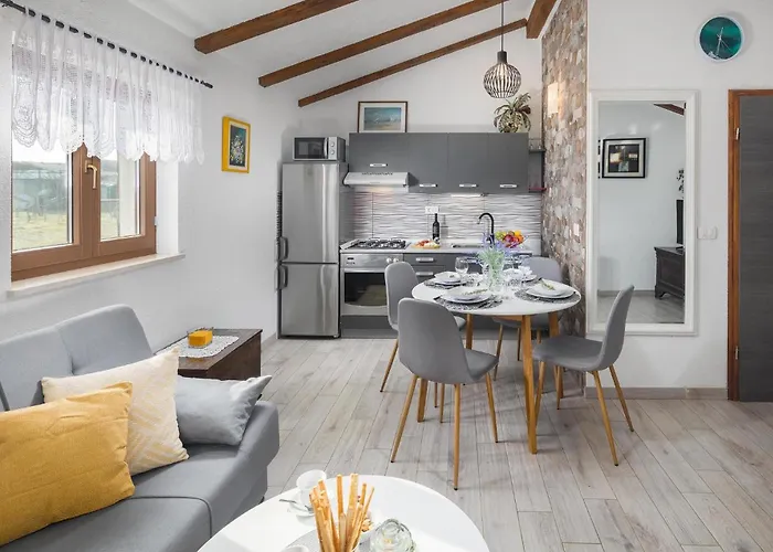 Awesome In With Kitchen *