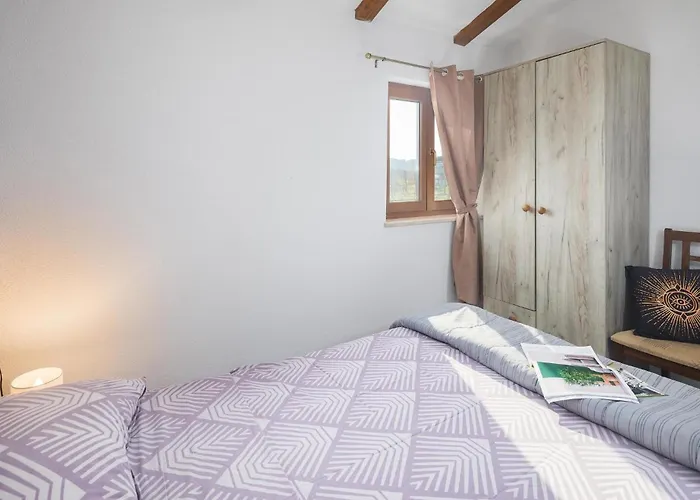 Casa de Férias Awesome In With Kitchen Rovinj